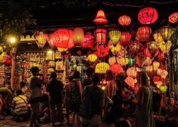 Blazing Trails: Navigating the Cannabis Community