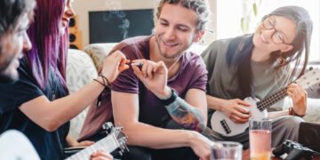 5 Ways to Eliminate Cannabis Odor With Everclear Grain Alcohol