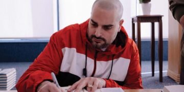 BOOK REVIEW: Becoming Legend by Berner